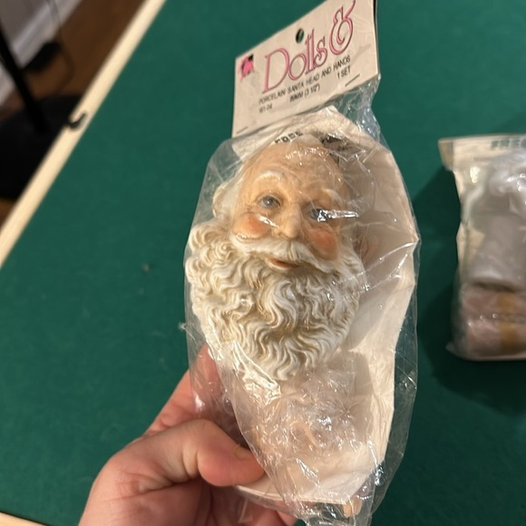 Premier porcelain Santa heads and arms two sizes new in packages no flaws - Picture 9 of 9